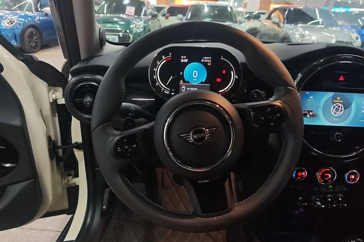 Used  MINI 2022 2.0T COOPER S Artist Five-Door Edition
