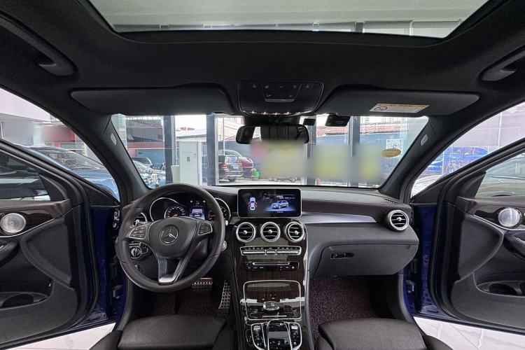 Used Mercedes-Benz GLC 2016 GLC 260 4MATIC Luxury Model
