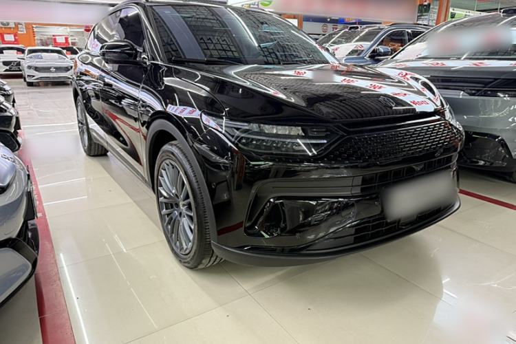 Used Leapmotor C11 2024 Range-Extended 300 Luxury Edition
