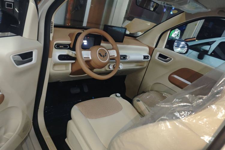 Used Wuling Hongguang MINIEV 2024 3rd Generation 215km Youth Edition