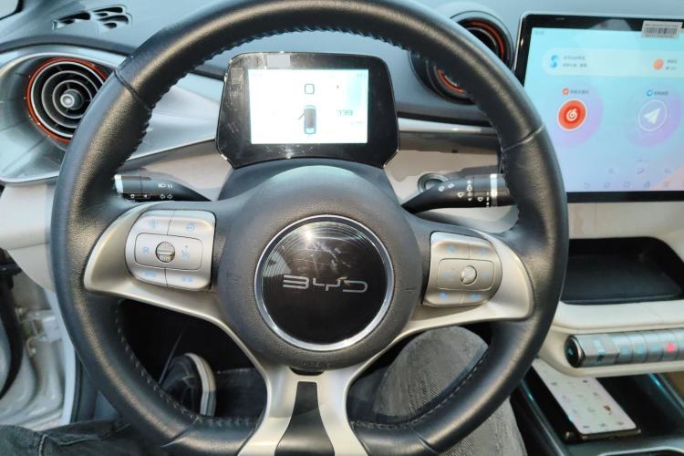 Used BYD Dolphin 2021 405 km Free Version
