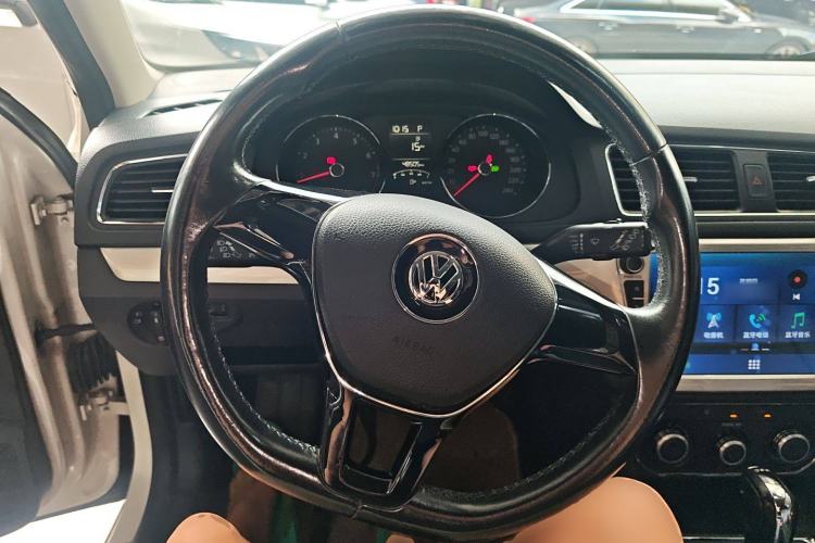 Used Volkswagen Gran Lavida 2015 230TSI DSG Comfort Edition
