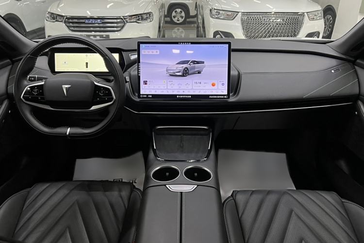 Used  SL03 2023 200Max Range-Extended Version
