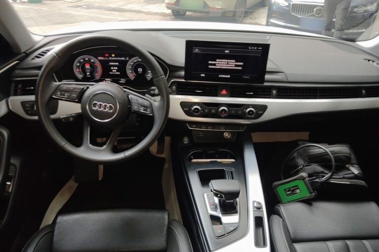 Used Audi A4L 2024 40 TFSI Fashion Dynamic Model