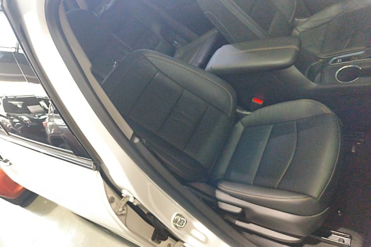 Used Chevrolet Equinox 2019 535T Automatic YuJie Edition China VI
