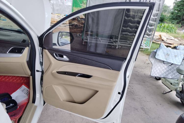 Used Baojun 730 2019 1.5L Manual Value Edition 7 Seats China VI Emission Standard