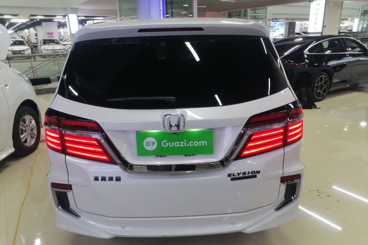 Used Honda Elysion 2019 2.0L Hybrid Luxury Edition
