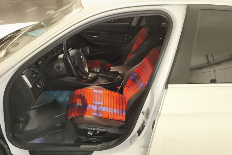 TDK.VehicleDetails.img