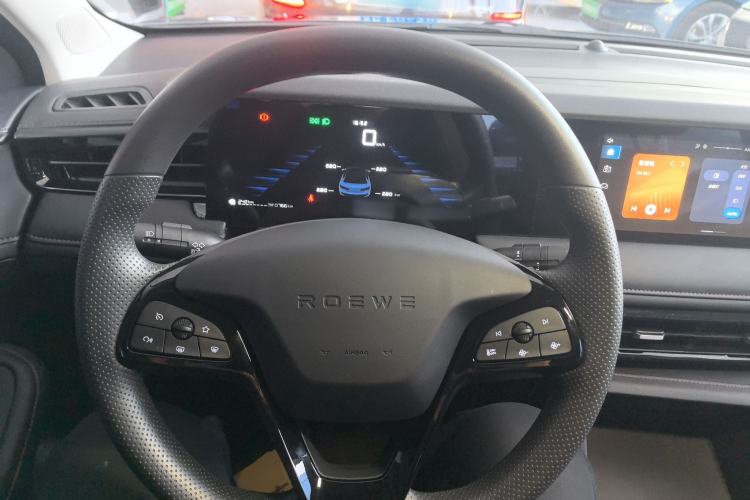 Used Roewe i5 2023 1.5L Manual Comfort Edition