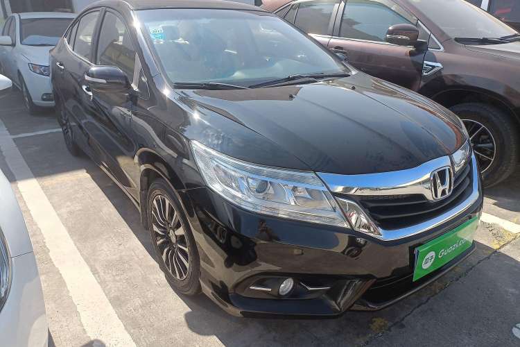 Used Honda Crider 2015 1.8L automatic comfort version
