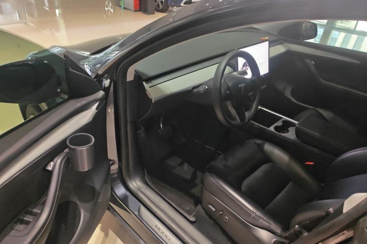 Used Tesla Model Y 2024 Rear-Wheel-Drive Version