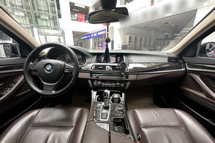 Used BMW 5 Series 2014 525Li Luxury Design Package
