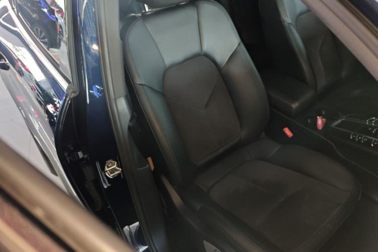 Used Porsche Macan 2017 Macan 2.0T
