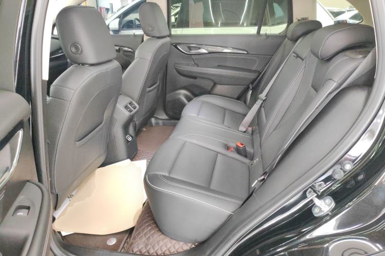 Used Buick Envision 2022 Encore Plus 652T Five-Seat Luxury Model
