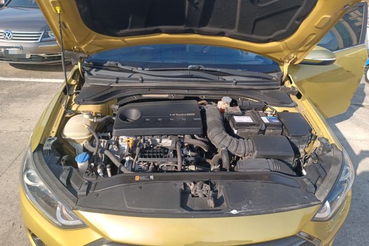 Used Hyundai Elantra 2016 1.4T Dual-Clutch Xuan Dong · Dynamic Version
