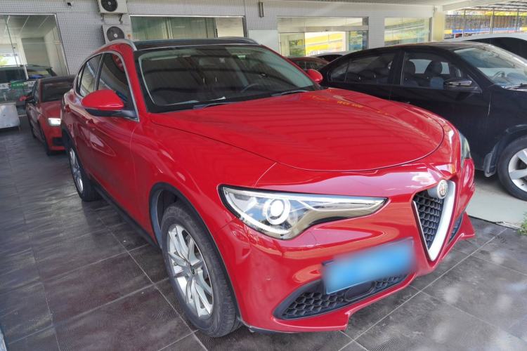 Used Alfa Romeo Stelvio 2017 2.0T 200HP Luxury Edition