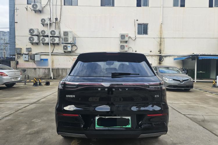 Used  E5 2024 440km Exploration Version
