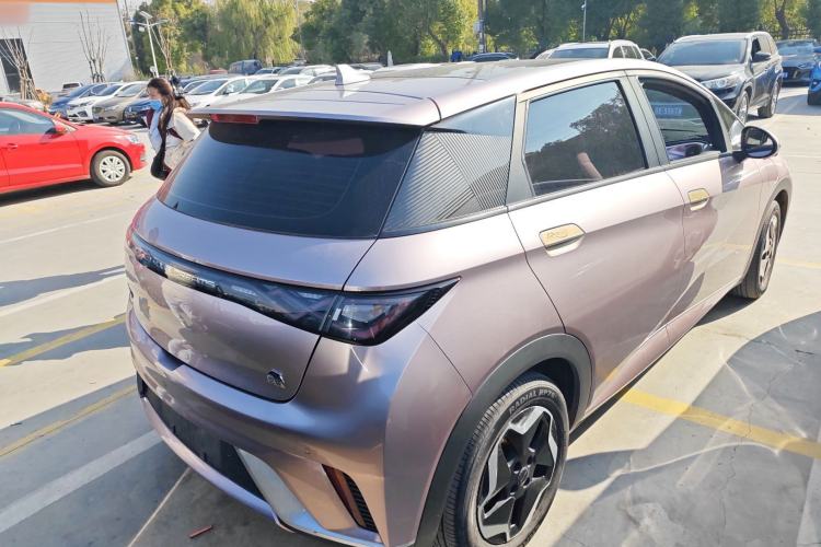 Used BYD Dolphin 2021 405 km Fashion Edition
