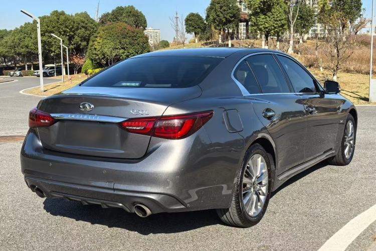 Used Infiniti Q50L 2018 2.0T Enjoyment Version China VI Standard