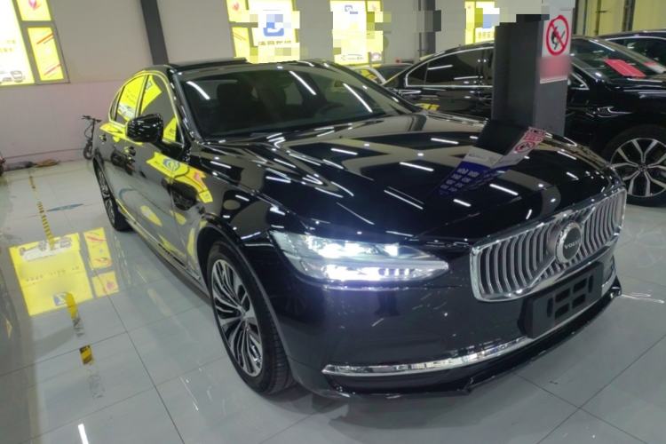 Used Volvo S90 2024 B5 Zhiyi Luxury Edition
