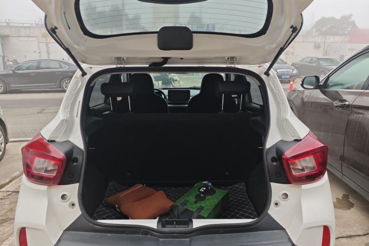 Used Dongfeng NAMMI BOX 2022 Chasing Wind Edition 331 km Standard Model
