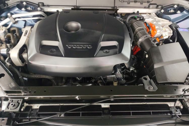 Used Volvo XC60 New Energy 2021 T8 e-Drive Hybrid Luxury Edition
