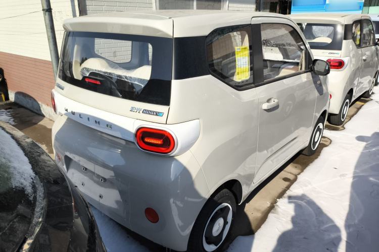 Used Wuling Hongguang MINIEV 2024 3rd Generation 215km Youth Edition
