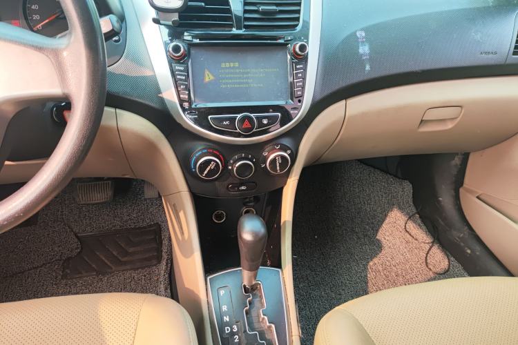 Used Hyundai Verna 2014 1.4L Automatic Smart GLS
