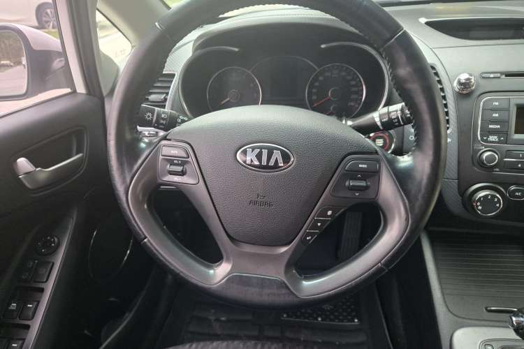Used Kia K3 2015 1.6L Automatic GLS
