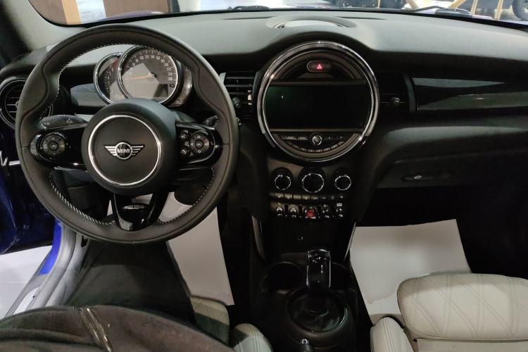 Used  MINI 2019 1.5T COOPER CABRIO Artist
