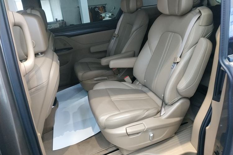 Used Buick GL8 2021 ES Land Cruiser 653T Luxury Edition