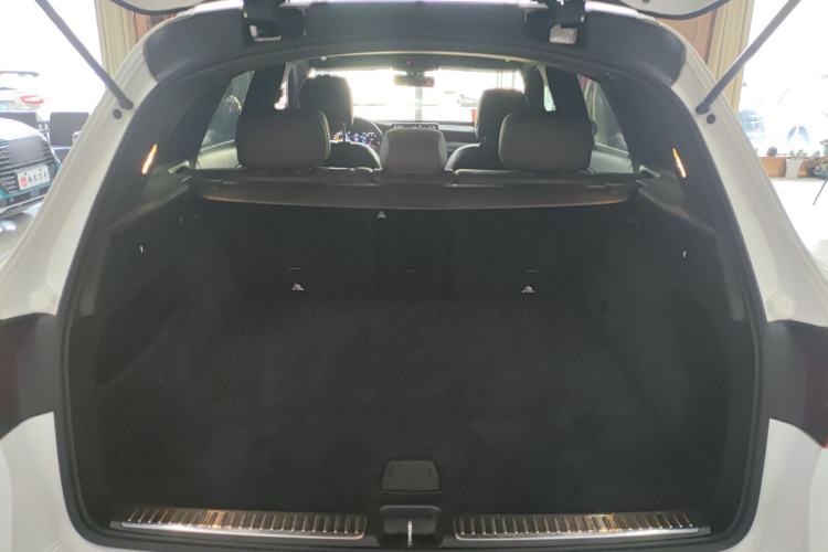 Used Mercedes-Benz GLC 2021 GLC 260 L 4MATIC Luxury Model
