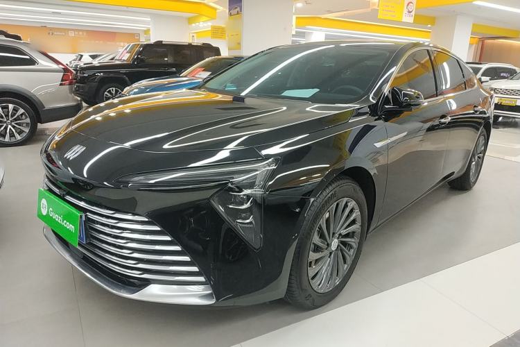 Used Buick LaCrosse 2025 28T Platinum Edition
