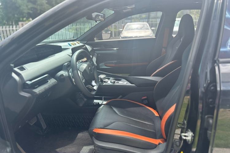 Used Changan UNI-V 2022 2.0T Leading-Speed Edition
