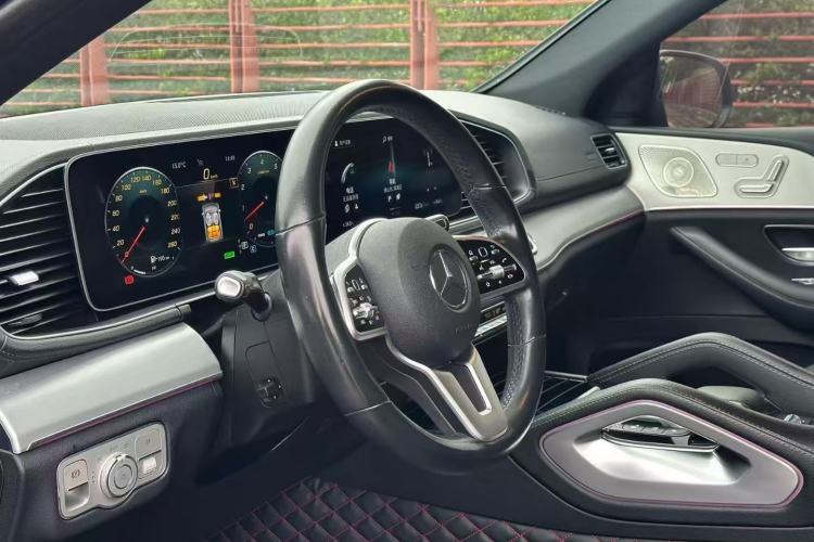 Used Mercedes-Benz GLE Coupe 2020 GLE 450 4MATIC Coupe SUV Fashion Model
