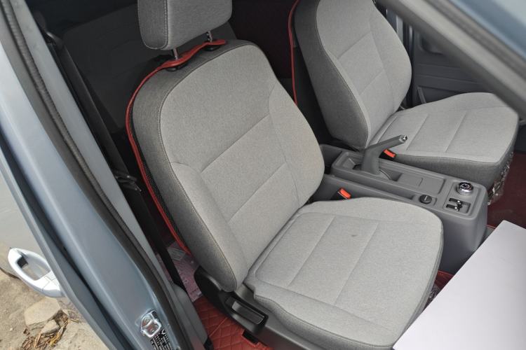 Used Wuling Yangguang 
