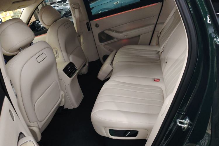 Used Hima AITO M8 2025 Extended-Range Max+ Version 53.4 kWh 5-Seater Edition
