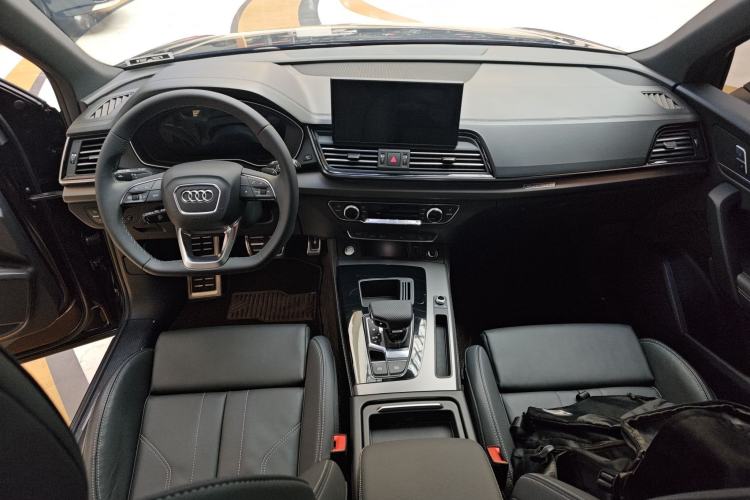 Used Audi Q5L 2024 40 TFSI Luxury Dynamic Edition
