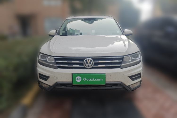 Used Volkswagen Tiguan L 2019 330TSI Automatic Two-Wheel Drive Panoramic Comfort Edition China VI Standard
