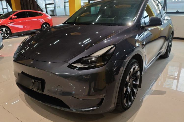 Used Tesla Model Y 2022 Long-Range All-Wheel-Drive Version