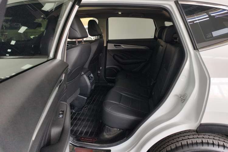 Used Haval F7 2019 2.0T Two-Wheel Drive i-Van China V standard
