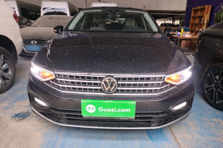 Used Volkswagen Magotan 2023 2 Million Units Commemorative Edition 330TSI DSG Luxury Version