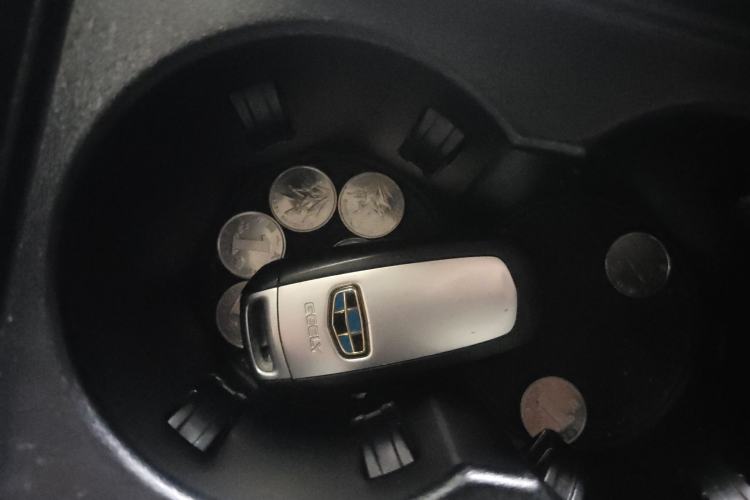 Used Geely Auto Emgrand X7 Sport 2018 1.8TD Automatic Two-Wheel Drive Smart Connect 4G Internet Edition
