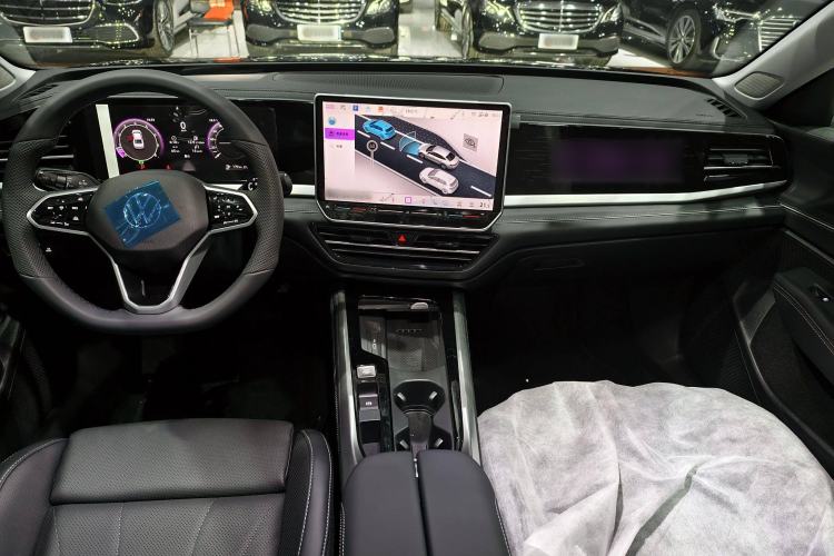 Used Volkswagen Passat 2025 Pro 380TSI Starry Dragon Edition
