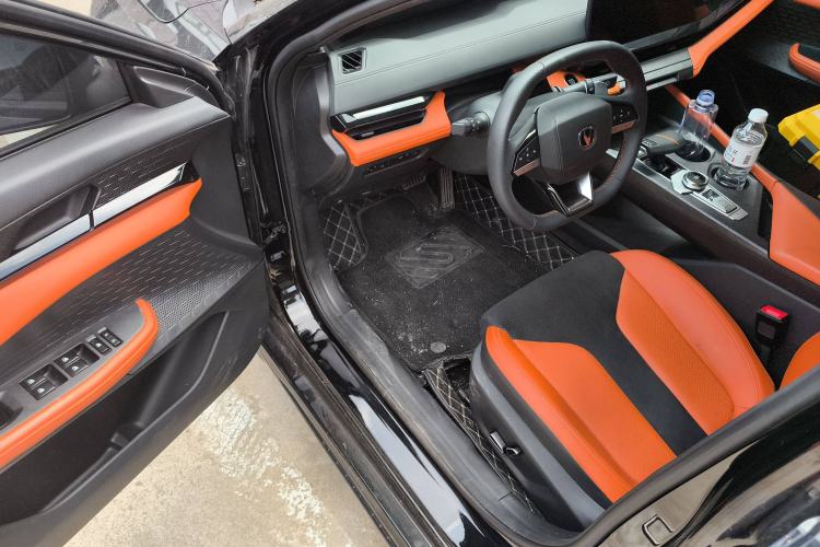 Used Changan UNI-V 2023 1.5T Sport Edition
