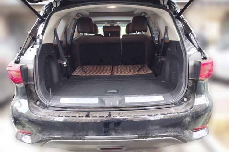 Used Infiniti QX60 2018 2.5 S/C Hybrid Two-Wheel-Drive Champion Family Edition
