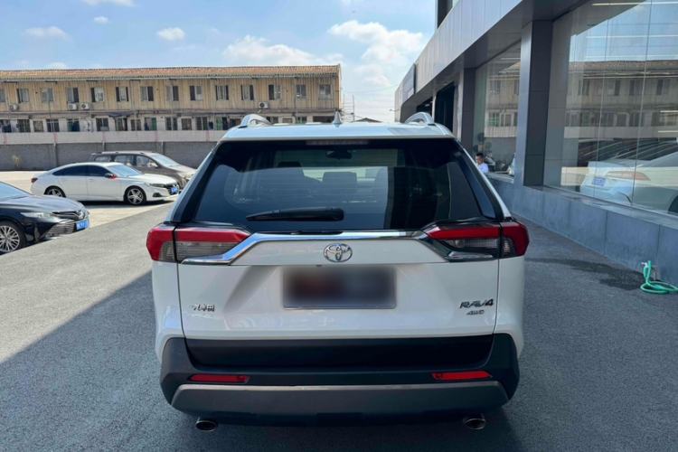 Used Toyota RAV4 2020 2.0L CVT 4x4 Trend Edition
