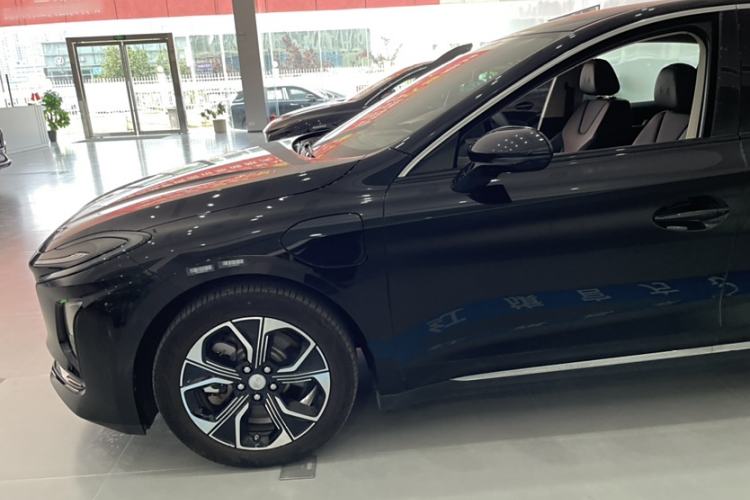 Used Hongqi E-QM5 2021 Charging Version Flagship Edition

