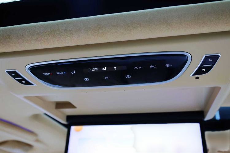 Used VOYAH Dream 2024 PHEV Ultra-Long Range Flagship Edition