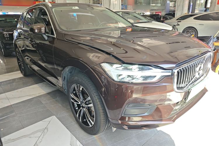 Used Volvo XC60 2019 T5 4x4 Zhiyuan Edition China VI Standard
